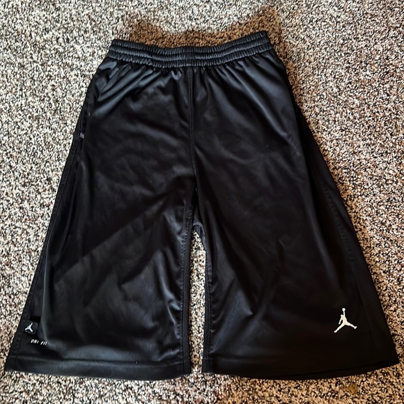 Air Jordan Retro Long Athletic Shorts - Picture 1 of 2